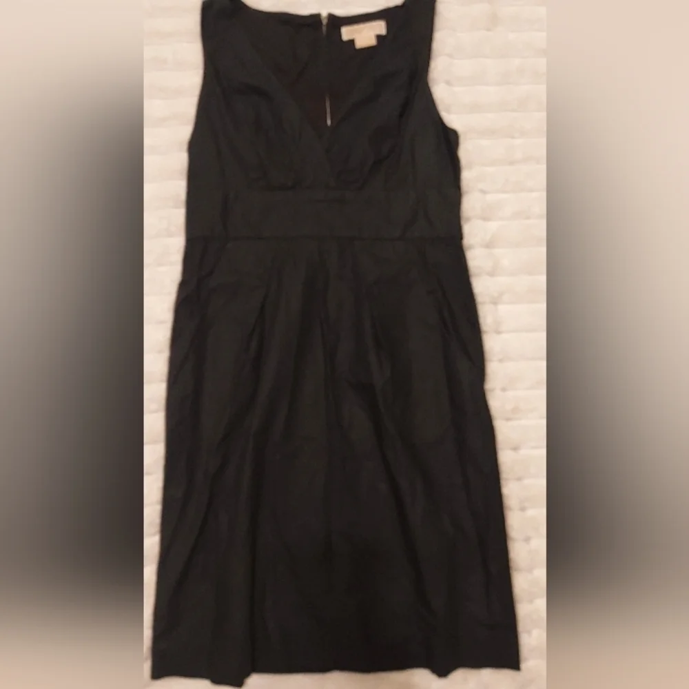 Michael Kors Elegant Black Sleeveless Dress